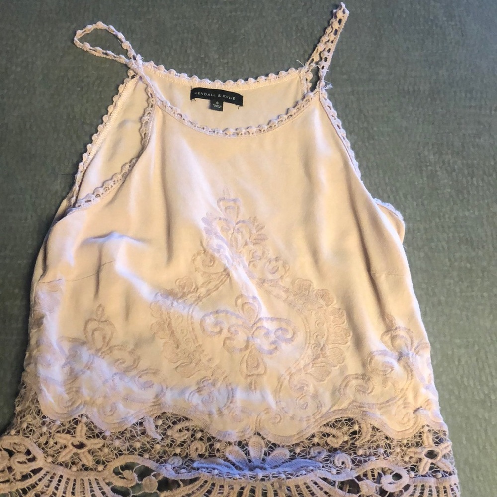 Kendall & Kylie pink tank with lace